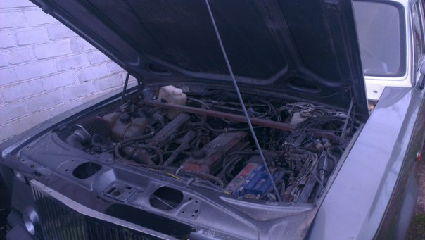 Когда руки растут откуда надо: украинец превратил "Волгу" в Rolls-Royce