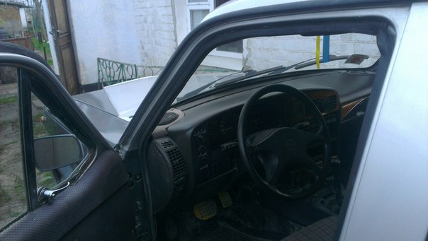 Когда руки растут откуда надо: украинец превратил "Волгу" в Rolls-Royce