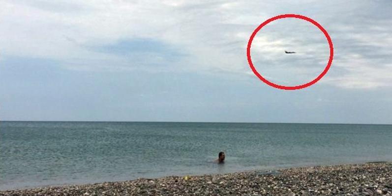 &quot;За что боролись - на то и напоролись&quot;: в сети бурно обсуждают пустующие крымские пляжи (фото)