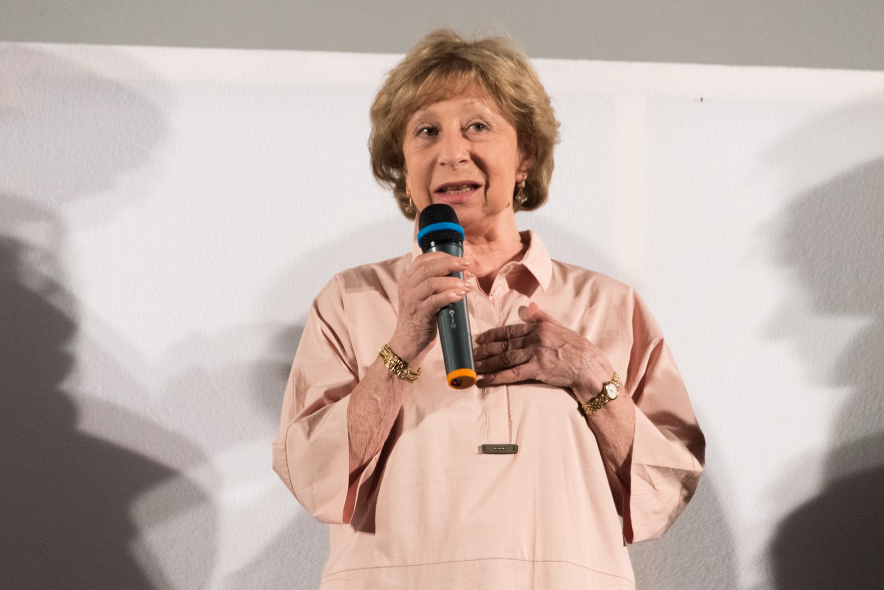 Лия Ахеджакова