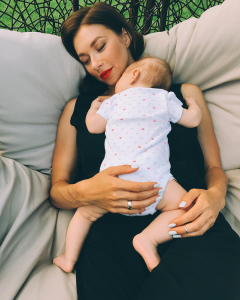 Бэби-бум: украинские звезды, ставшие родителями в 2017 году