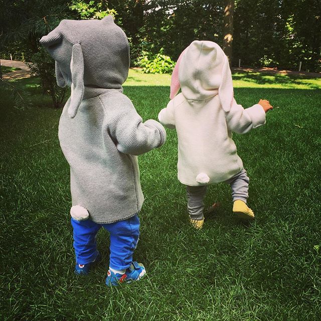 Звезда "Квартала 95" показала детей в семейной "униформе"