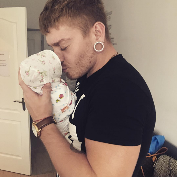 Бэби-бум: украинские звезды, ставшие родителями в 2017 году