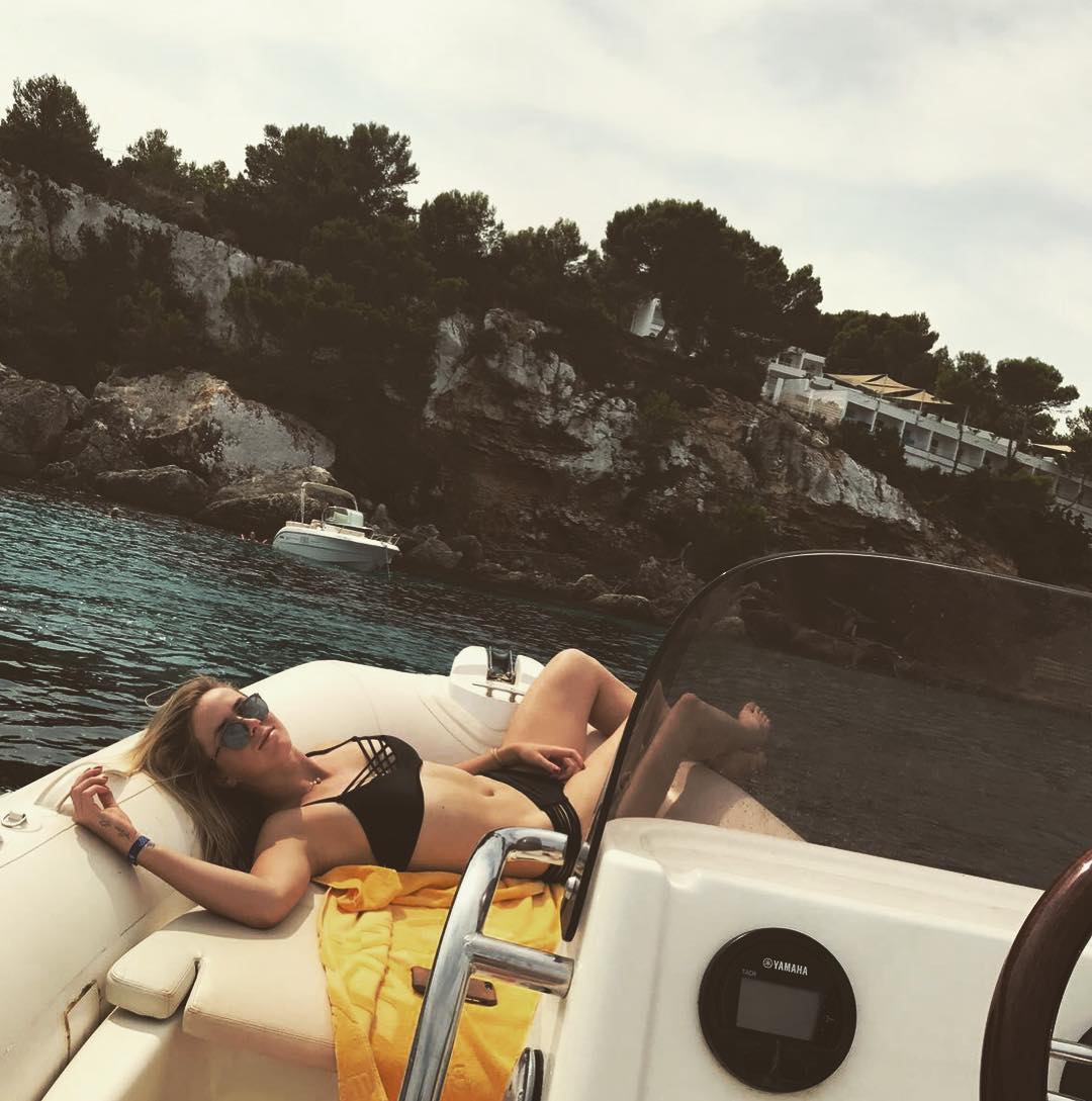 Світоліна показала, як відпочиває на "острові насолод"