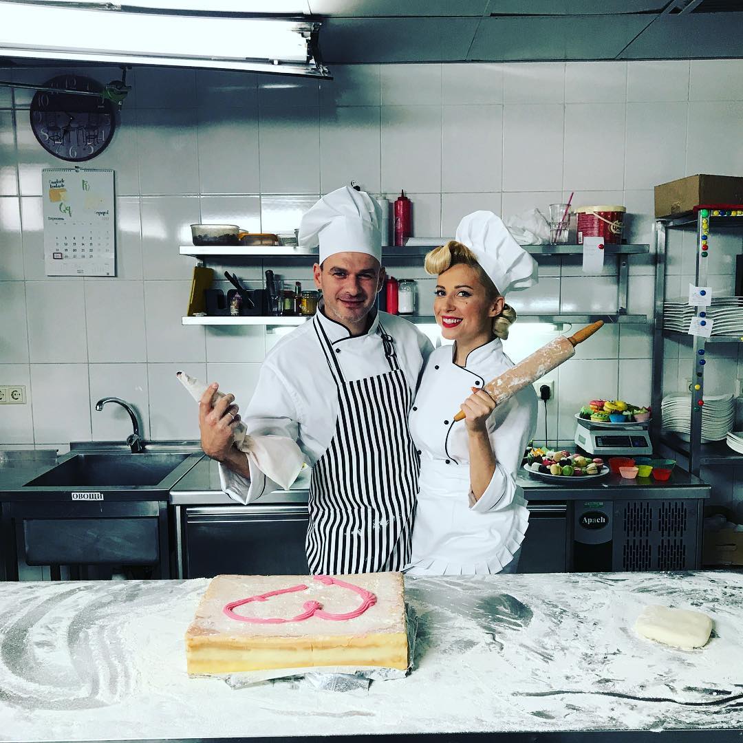 Известная украинская певица опубликовала забавное фото с мужем