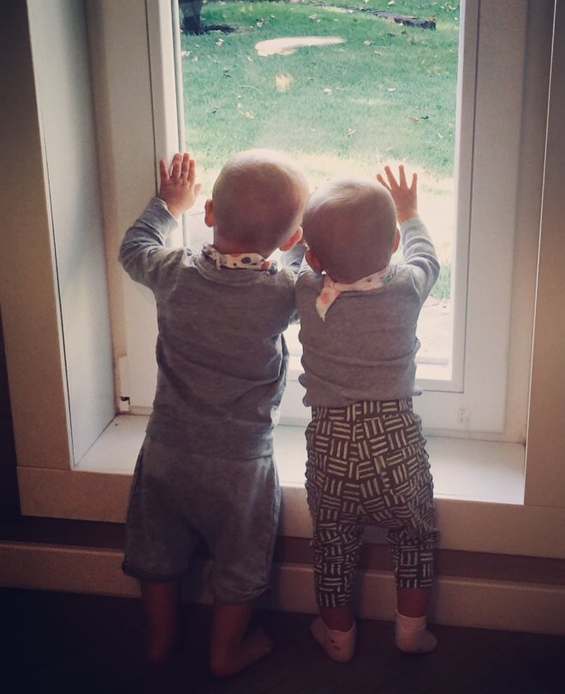 Звезда "Квартала 95" умилила фотографией подросших детей