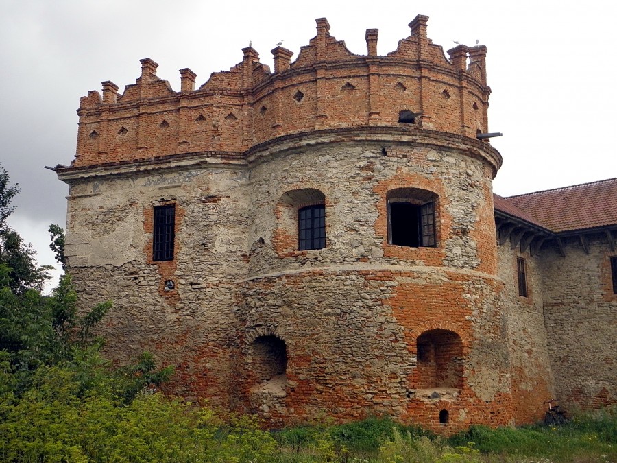 Четыре крепости за уикенд: тур выходного дня из Киева