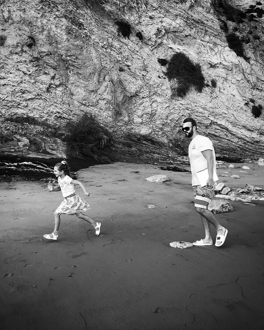 Экс-свекровь Седоковой рассказала, почему певице не дают видеться с дочкой