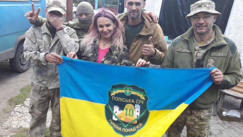 "Друже! Як же так?": українці сумують за загиблим розвідником з Одеси