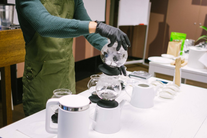 Вищий пілотаж: українець став чемпіоном із заварювання чаю