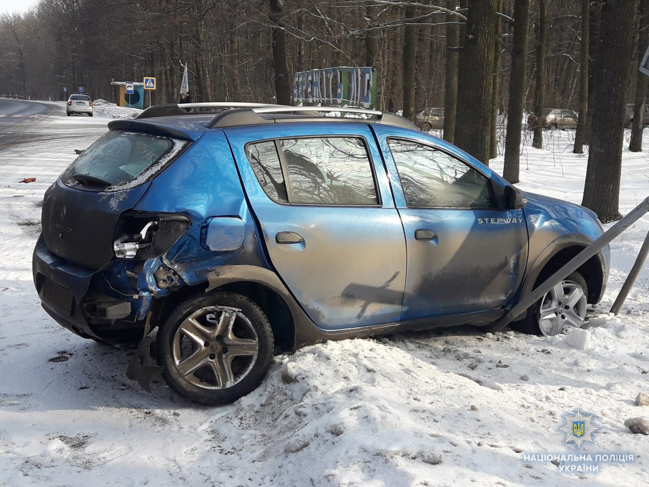 Постраждало 8 осіб: під Вінницею авто протаранило "швидку" (фото)
