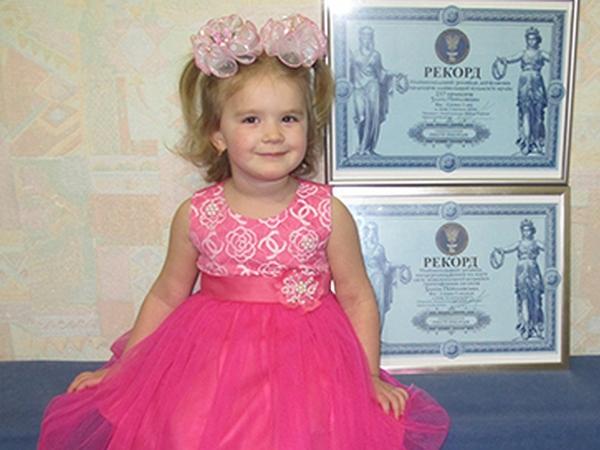 Мама трехлетней украинской рекордсменки поделилась подробностями увлечения своей дочери