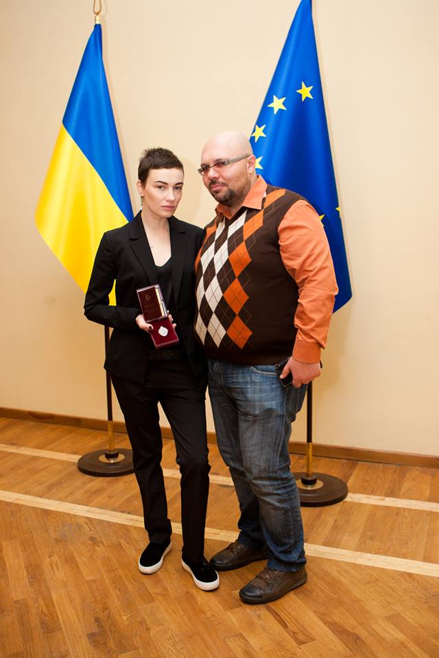 Тепер офіційно: Анастасія Приходько отримала нагороду Заслуженої артистки України