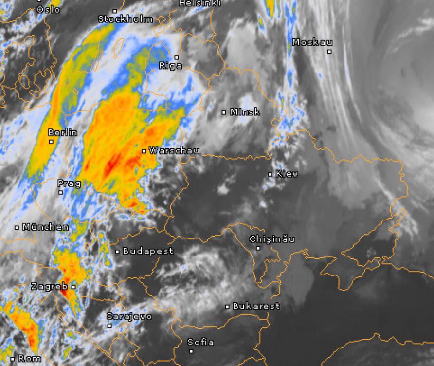 Варто підготуватися: синоптик розповіла, чого чекати від погоди у неділю