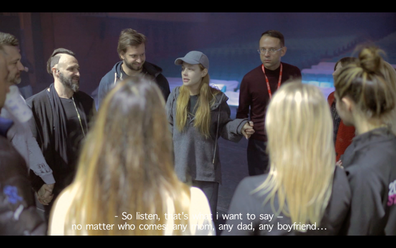 Закулісся концертів: Тіна Кароль показала, як жила в Палаці &quot;Україна&quot; (відео)