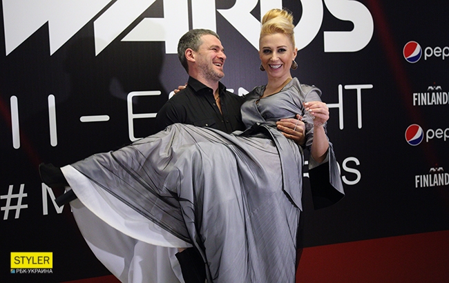 М1 Music Awards 2017: звезды на красной дорожке премии (фоторепортаж)