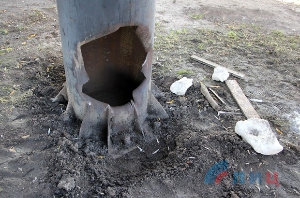 В Луганске партизаны подорвали "Звезду победы", которую установили "Ночные волки"