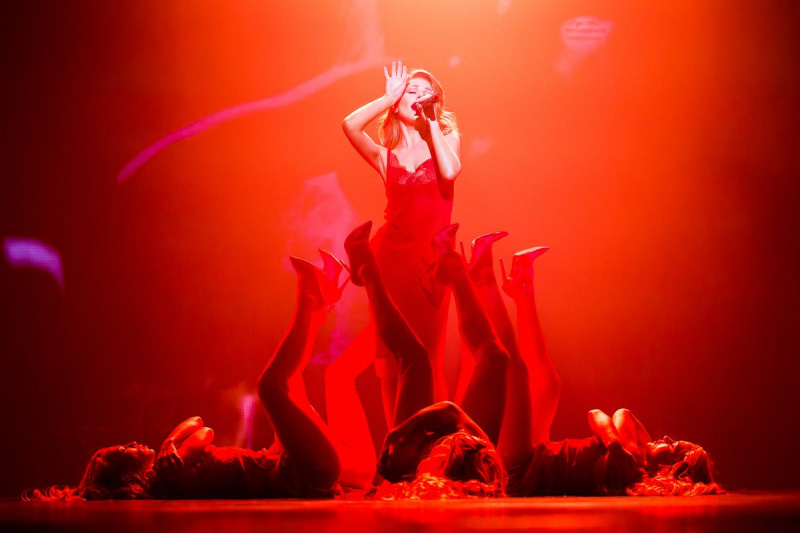 На премии М1 Тина Кароль выступит с барабанщиком Джастина Бибера