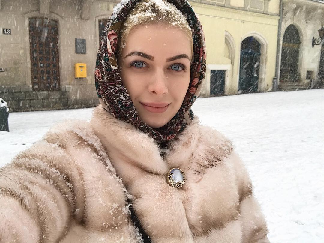 Зима в Карпатах: приголомшливі сніжні селфі від українців