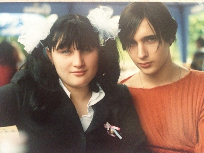 "Казался очень модным": Козловский показал оригинальный костюм со своего выпускного (фото)