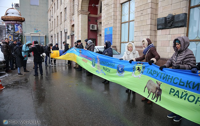 День Соборності: у Києві розгорнули найдовший прапор України (фоторепортаж)