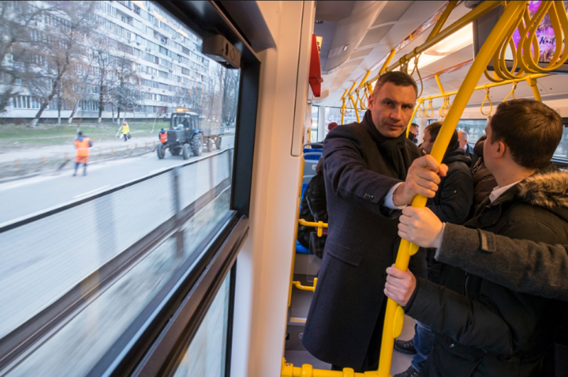Кличко проехался на новом трамвае PESA, партия которых поступила в столицу в конце прошлого года