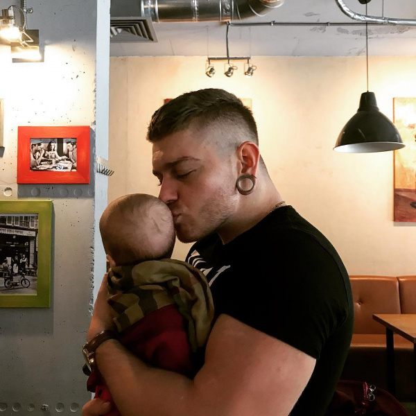 Бэби-бум: украинские звезды, ставшие родителями в 2017 году