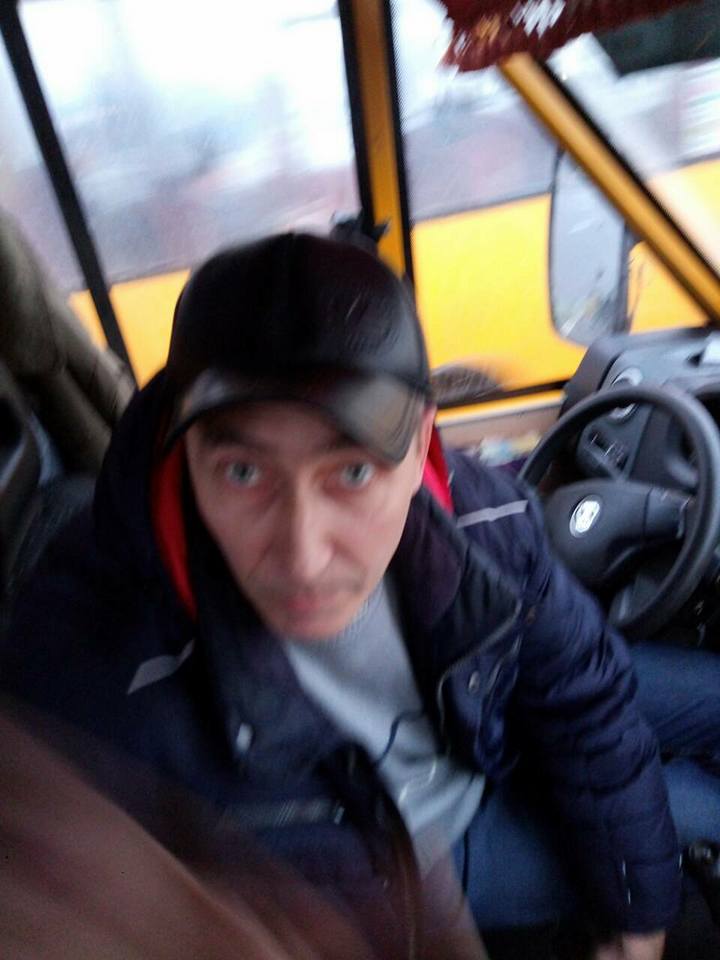 "Сколько можно вас возить": в Киеве водитель выгнал из маршрутки ребенка погибшего героя АТО (фото)