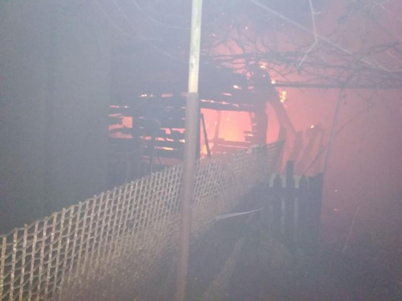 У мережі показали Новолуганське після обстрілу "Градами"