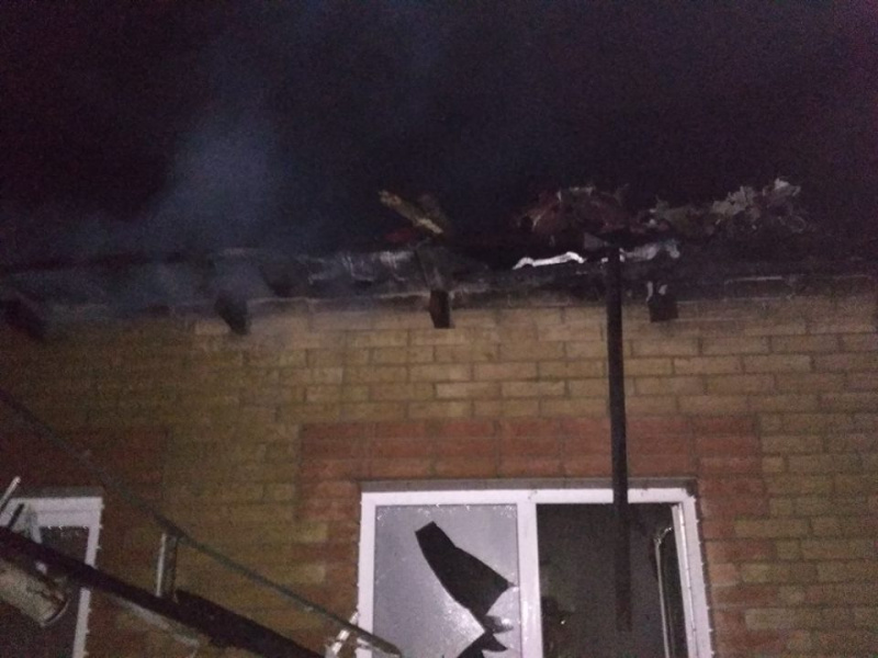 У мережі показали Новолуганське після обстрілу "Градами"