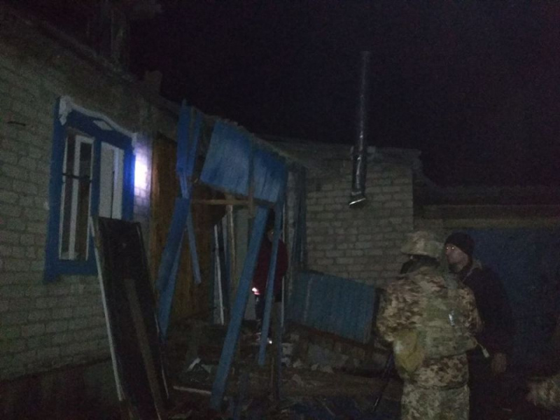 У мережі показали Новолуганське після обстрілу "Градами"