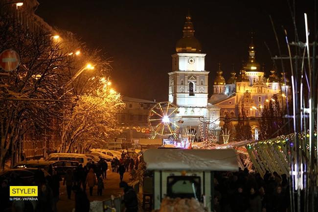 Открытие елки в Киеве: появились впечатляющие фото новогодней красавицы (фоторепортаж)