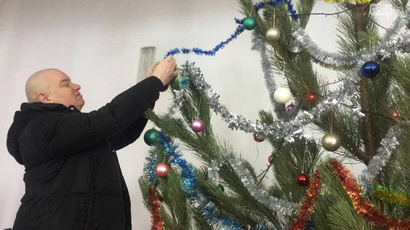 В Кривом Роге актеры студии &quot;Квартал 95&quot; встретились с детьми АТОшников (фото)