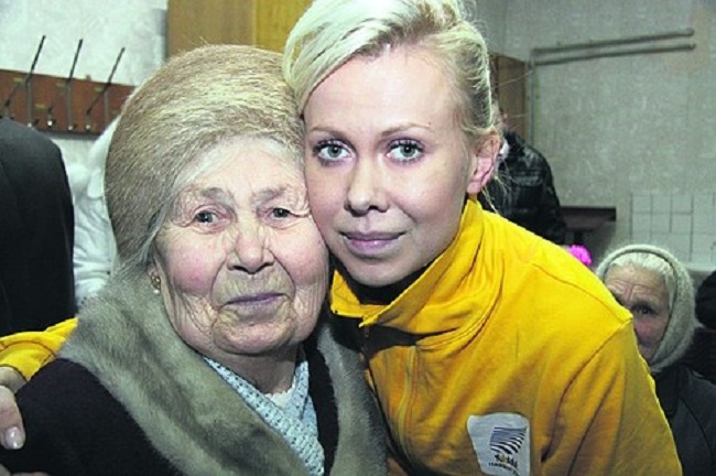 Оксана Баюл з бабусею