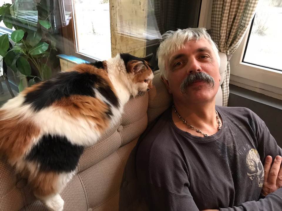 "Куля летить швидше, ніж кулак боксера": Корчинський звернувся до Усика