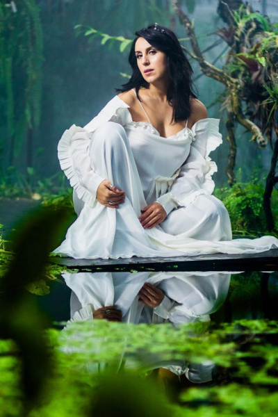 Беременная Джамала снялась в чувственной фотосессии