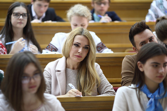 День української писемності та мови: у Києві пройшов традиційний радіодиктант