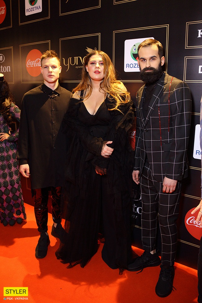 Самая "сказочная" группа порадовала новой чувственной композицией