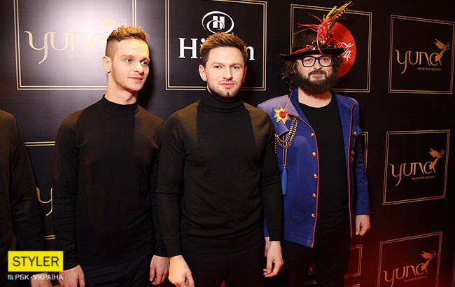 YUNA 2018: фоторепортаж с красной дорожки музыкальной премии