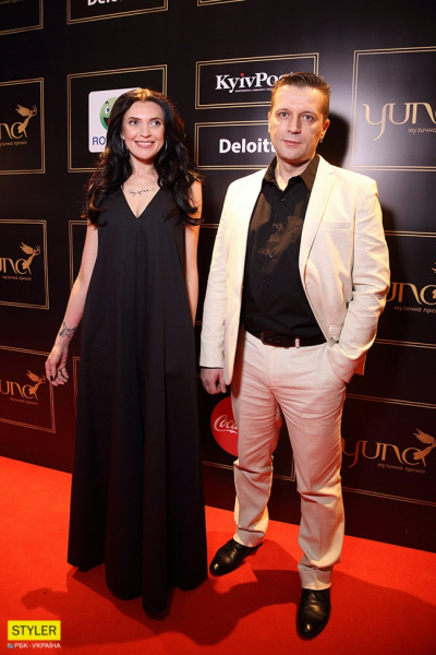 YUNA 2018: фоторепортаж с красной дорожки музыкальной премии