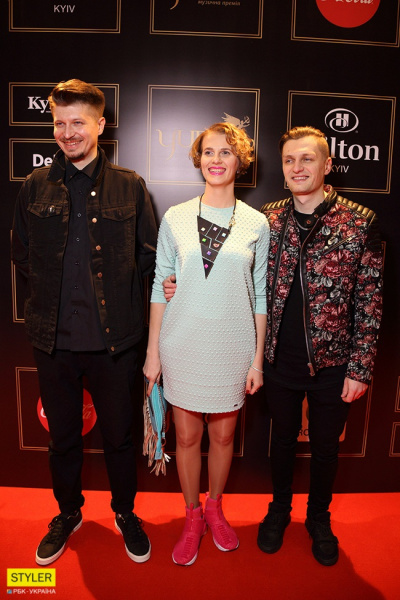 YUNA 2018: фоторепортаж с красной дорожки музыкальной премии