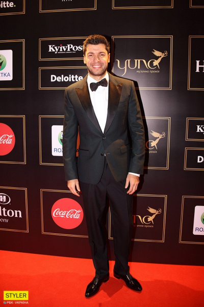 YUNA 2018: фоторепортаж с красной дорожки музыкальной премии