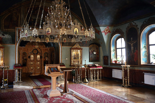 &quot;Таких спеціалістів лишилися одиниці&quot;: як реставратор відновлює унікальний живопис на історичних пам’ятках України