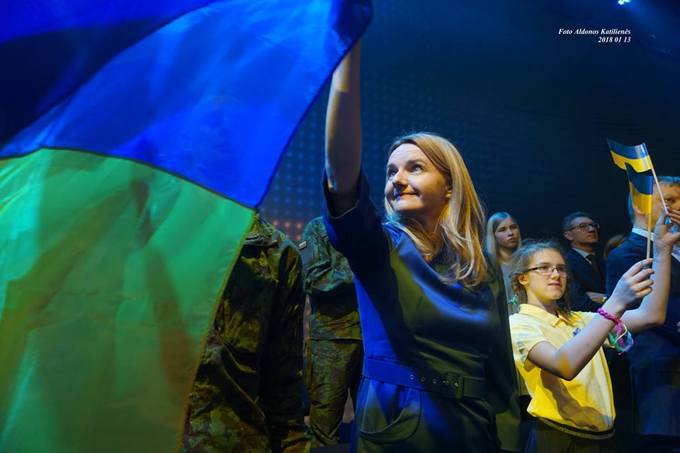 Литовцы пожертвовали огромную сумму для поддержки сил АТО и жителей Донбасса