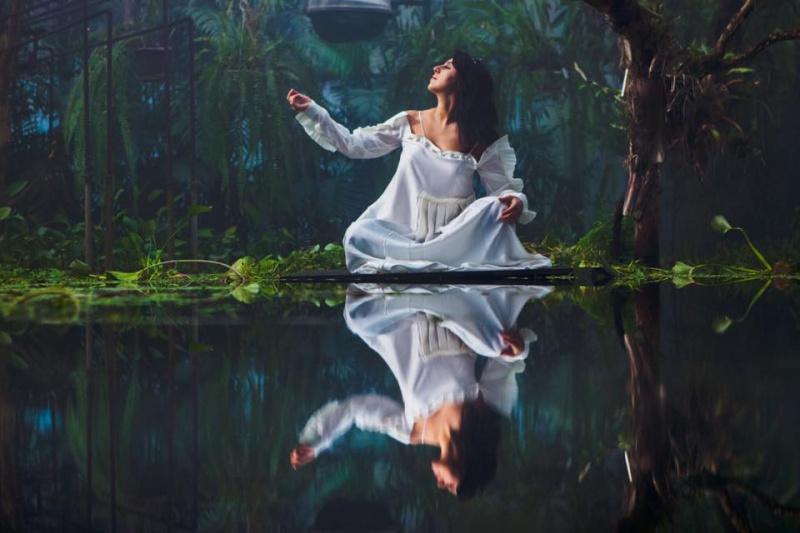 Беременная Джамала снялась в чувственной фотосессии