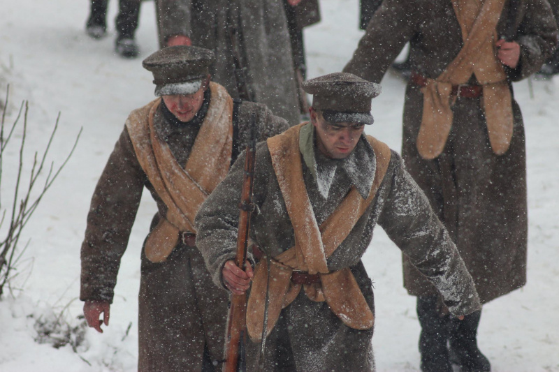"Справжнє історичне кіно": у мережі з'явилися яскраві фото зі зйомок "Крути 1918"