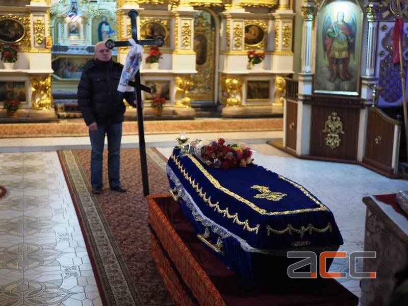 В Черновцах провели в последний путь погибшего бойца АТО