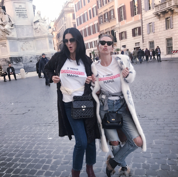 "Найслухняніші дочки": Маша та Ліза Єфросиніни влаштували мамі сюрприз до ювілею (фото)