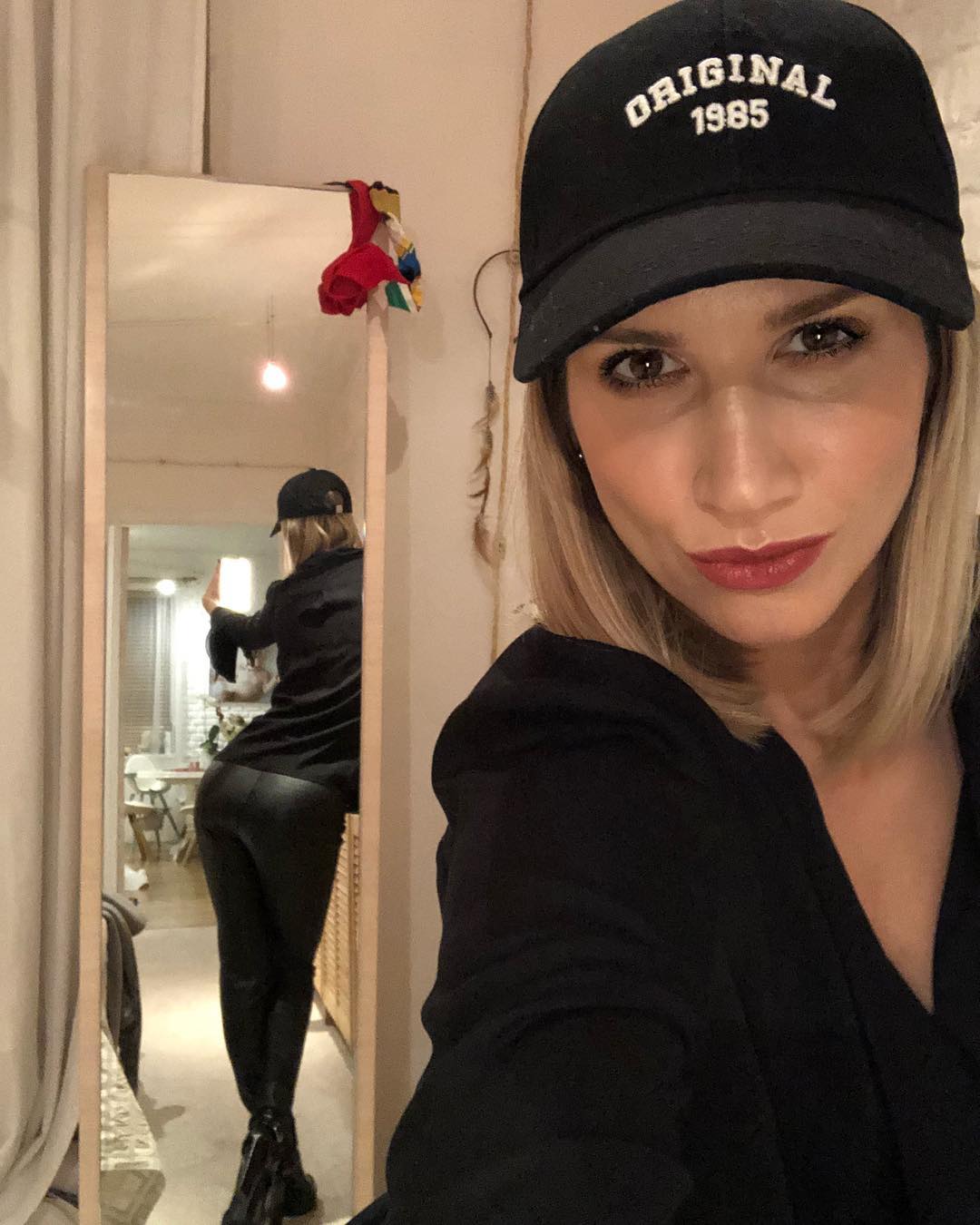 Фитнес-тренер Анита Луценко