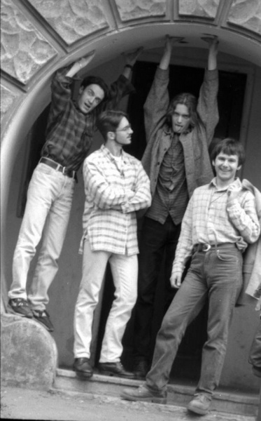 22 года назад: в сети показали архивные фото "Океана Ельзи"